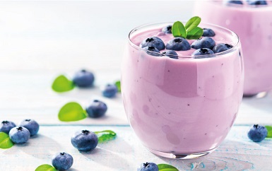 Smoothie de vainilla con helado light de vainilla y arándanos